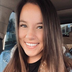 Meet your Posher, Brittany